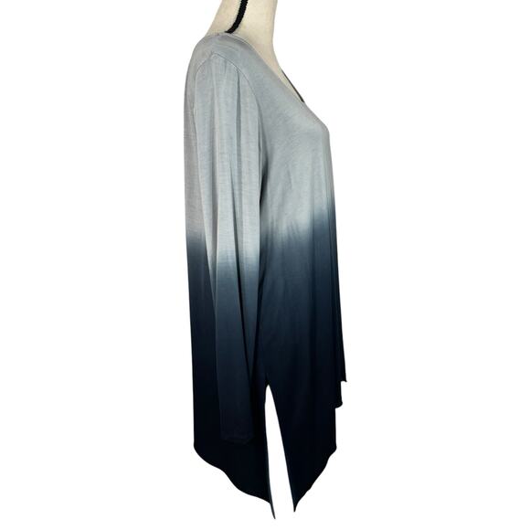 Torrid SZ 1 (1X-Large) Tunic Top Ombre Long Sleeve Scoop Neck Shark Bite Hem - Picture 3 of 8